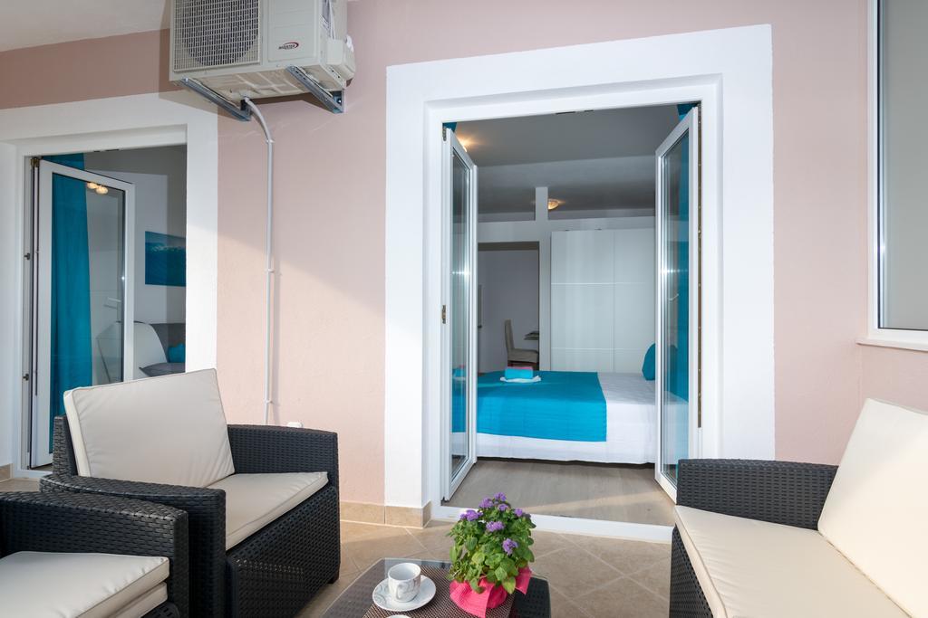 Apartments Blue Lagoon トロギール エクステリア 写真